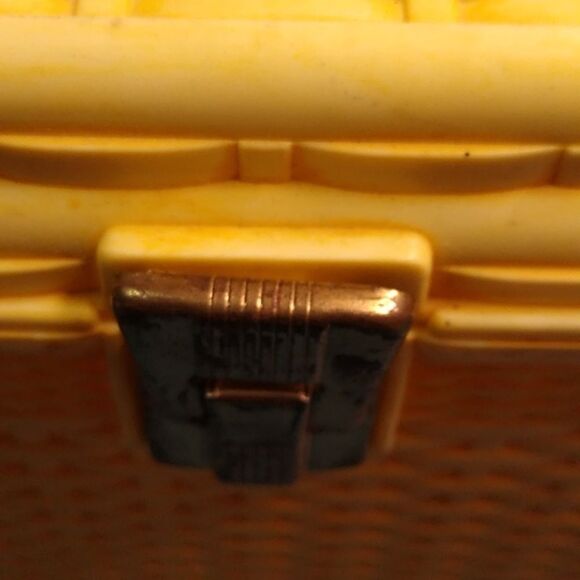 Vintage Yellow Woven Sewing Box Two trays Wil-hold by Wilson Cottagecore - Picture 6 of 13